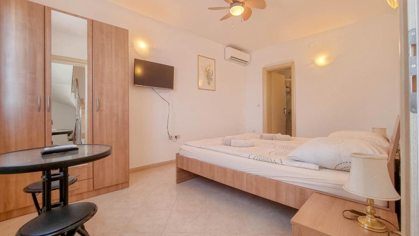 Lucijana Room Novigrad Istria Kültér fotó